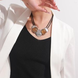 Pendant Necklaces Amorcome Chic Geometric Resin Beads Round Metal Necklace For Women Black Leather Statement Choker Boho Jewelry