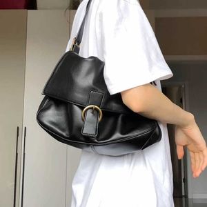 Bolsas de ombro vintage de alta capacidade Bolso Mujer Moda Black Hasp Women Bag