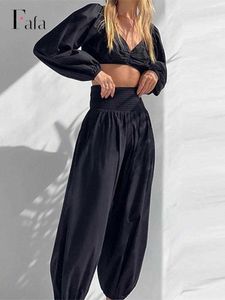 Женские спортивные костюмы Женщины повседневные 2 штуки Harem Pants Set Sexy Long Eneck Tops V-образных выстрелов и брюки с высокой талией.