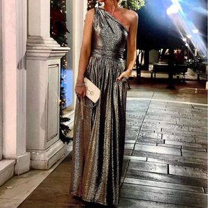 Casual Dresses Ladies Elegant Bronzing Diagonal Collar Slim Long Dress Women Fashion Backless Party Club Pleated Pocket