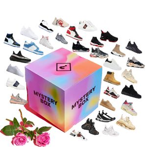 Mystery Box Men Women Running Shoes Triple Black Sports Sneaker Mens Trainer Breattable Platform Sneakers Trainer Athletic Surprises Gift