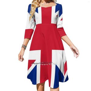 Lässige Kleider Union Jack iPhone-Hülle, ausgestelltes Kleid, quadratischer Ausschnitt, elegante Damenmode, bedruckte Flagge von Großbritannien und Großbritannien