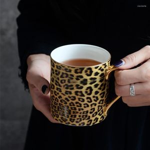 Mugs Lexury Leopard Patten Ceramic Office Drinking Gift Wholesale Coffee Cup Tea With Gold Handle Dropship Order