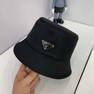 Moda pradd fajny fisherman hat 2021 jesień i zimowe ciepło p rodzina Rodzina Prawidłowa wersja nylonowa trójkąt przeciwsłoneczny Krosowa okręta przeciwsłoneczna Odwrócona basen