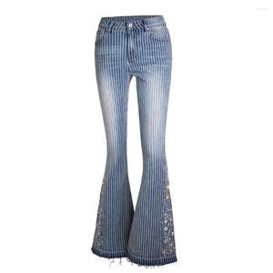 Jeans da donna Pantaloni da donna Heavy Industry Pantaloni ricamati 3D a righe svasati