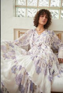 Casual Dresses 2023 Bohemian Style V Neck Flare Sleeve Floral Print Scalloped Lace Brodery Women's Silk Maxi Long Dress