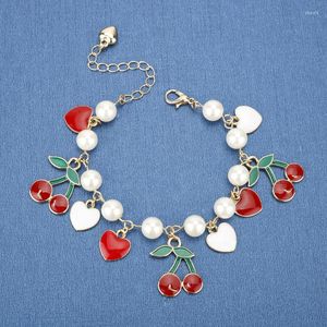 Bracelets de charme Pulseira Cartoon Bracelet Red Cherry Heart Bead Chain Girl Japan que apareceu à esquerda da pulseira Lchiro