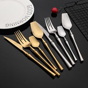 Set di stoviglie Opaco Stoviglie da cucina 20 pezzi / 5 set Set di posate in acciaio inossidabile 304 oro Set di posate forchetta da caffè in argento Coltello