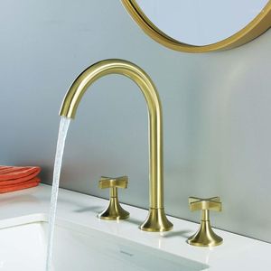 Bathroom Sink Faucets Brush Gold Basin Faucet 8 Inch Widespread Lavatory Mixer Tap Brass Three Hole