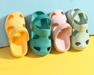 Последние летние тапочки для обуви Crocs для мальчиков и девочек Многие стили на выбор на заказ логотип