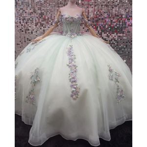 Abiti Quinceanera verdi per Sweet 16 Ragazze Appliques Off The Shoulder Lace Up Abiti da ballo principessa Vestidos De 15 Anos