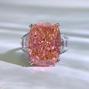 Luxuskissen geschnitten 8CT Pink Diamond Ring 100% Real 925 Sterling Silber Party Ehering -Band Ringe für Frauen Männer Verlobungsschmuck