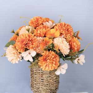 Fiori decorativi Arredamento a fiori di crisantemo falso artificiale per casa per la casa per baby shower decorazione per feste di nozze 3 pezzi