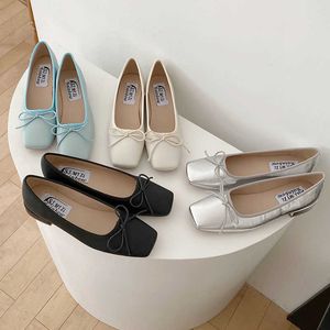 Dress Shoes Female Flats Shoes Women Classics Casual Loafers Fashion Square Toe Low Heels Design Bow Knot 2022 Spring Ballerina Sliver Mujer J230309