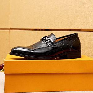 2023 Mens Designer Dress Shoes Male Wedding Party Business Oxfords Fashion Brand Casual Comfortable Flats Size 38-45