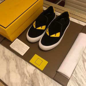 Sıradan Erkekler Yeni Paris Ayakkabı Gerçek Deri Ayak Kapak Sıradan Spor Ayakkabıları Erkekler Moda Spor Ayakkabıları Düz ​​Tasarımcı Beyaz Siyah Düşük Yan Ayakkabılar