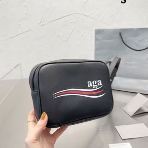 Borsa per macchina fotografica per bagagli di design in pelle di lusso Borsa a tracolla per uomo e donna Borsa a tracolla monospalla Borse da fine settimana all'aperto 19 cm