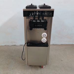 Commercial Soft Serve Ice Cream Machine Vertical Kulfi Making Machine 3 Flavors Electric Ice Cream Maker