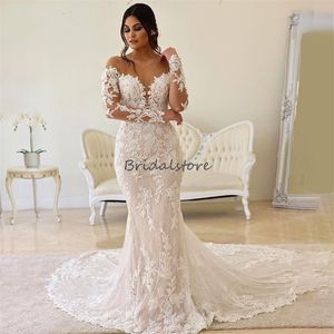 Plus Abito da sposa Boho in pizzo di grandi dimensioni 2023 Abito da sposa a sirena rustico da spiaggia a coda di pesce con strascico in pizzo a maniche lunghe Chiesa Robe De Mariee Abiti da sposa bohémien di campagna