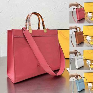 O designer de sacola Totes Bolsa Women Handbag Classic Classic Classic Grande Capacidade Carteira MultiFunction Multicolor Bolsas 220721