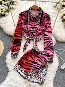 Women Dwuczęściowe spodnie Summer Designer Tiger Suits Womens Lampard Lopard Lopard Bole Bluzki Koszulka zbiornikowa w wysokiej talii Szorki Dwa kawałki ustawione 230310