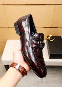 Nova qualidade de alta qualidade 2023 Men Business Brogue Sapatos de Brague Men Crocodilo Vestido Sapatos de Vestido Male Casual Casual Casado Partem dos Mocas de Casamento Tamanho 38-45