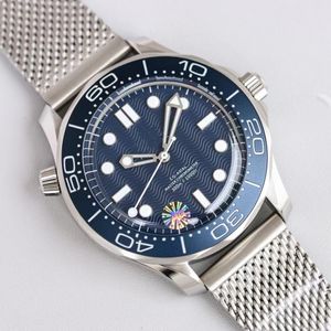 Ag Factory 007 시계 직경 42mm 8806 통합 운동 사파이어 미러 중공 로움 도금 한 시간 및 분 손을 가진 2 색 빛나기 링 다이얼