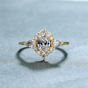 Wedding Rings Luxury Female White Oval Crystal Ring Yellow Gold Thin For Women Promise Bridal Geometric Engagement