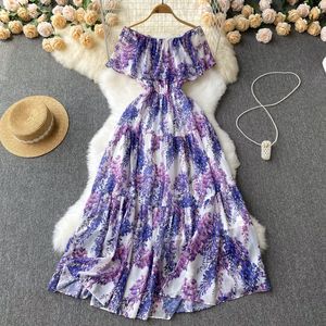 Neues Sommerkleid, sexy, schulterfrei, einteilig, Kragen, Rüschen, Taille, mittellang, Chiffon-Blumen-Urlaubskleid