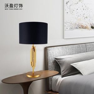 Tischlampen Nordic Postmoderne kreative Mode Modell Zimmer Lampe Wohnzimmer Schlafzimmer Nachttisch Dekoration Licht Luxus