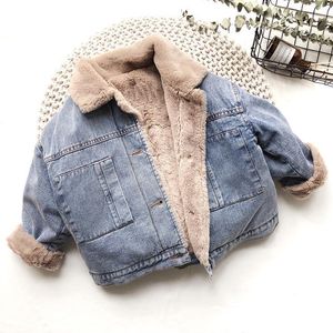 Giacche Autunno Inverno Addensare Neonati maschi Giacca di jeans Plus Cashmere Caldo Capispalla per bambini Cappotto di moda 2 3 4 5 6 7 8 Anni Abbigliamento per bambini 230310