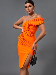 Casual Dresses Ruffle Bandage Women Orange Elegant Sexy One Shoulder Evening Club Party Högkvalitativ sommar 230309