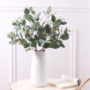 装飾的な花6スティックパックあたりのフェイクシードユーカリの葉の茎の人工銀ドル植物結婚式の装飾用
