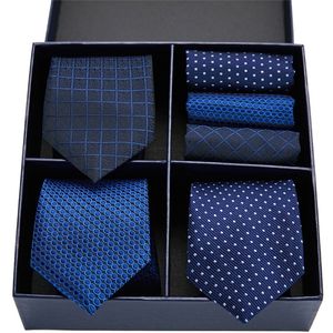 Caixa de presente de laços de pescoço empacotamento laços de seda para homens Novidade Hanky ​​Conjunto 3 estilos Tie masculino Cravat vermelho formal para casamentos Calha de negócios 230309