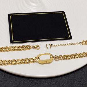 Colar de grife colar de luxo Mulheres Pendan Colar Chain Gold Chain Temperament Jóias Acessíveis de festas de casamento ajustáveis ​​Presentes