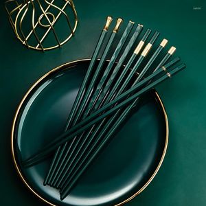 Chopsticks 8 par kinesiska japanska för att äta återanvändbar metall koreansk matlagningsset rostfritt stål legering sushi pinnar