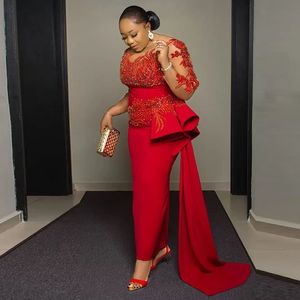 Sukienki imprezowe Arabskie Aso Ebi Ebi Red Red Lace Applique Sheer Long Rleeves Pochwa wieczorowe suknie wieczorowe Siek