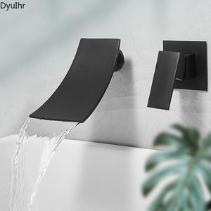 Badtillbehör Set Modern Minimalistiska badrumsbassängen kran Vattenfall Väggmonterad Chrome mässing Vanity Sink Mixer Tap Enkel handtag Dyuihr