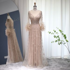 Festklänningar Eleganta champagnefjädrar Långa ärmar Kvällsklänningar Luxury Dubai Beaded Muslim Women Wedding Formal Party Gowns SS101 230310