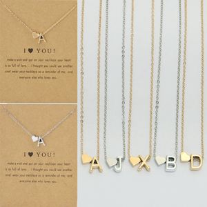 Bulkpris Love 26 Letters Pendant Halsband Kvinnors persika Hör Gold Silver ClaVicle Chain Halsband med GIF -kort