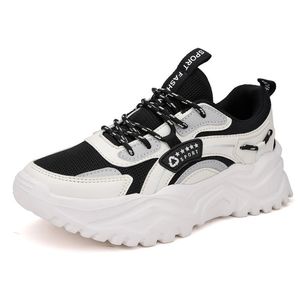 Scarpe casual La primavera nuove suole spesse aumentano le popolari scarpe sportive da papà Moda femminile versatile traspirante scarpa singola suola morbida tendenza 023