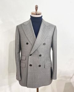 Męskie garnitury Blazer Zestaw garnituru męskiego 2023 Man Wedding Man Grey Woolen Jackets Party Dress 2 sztuki biznesowy styl społeczny ubrania