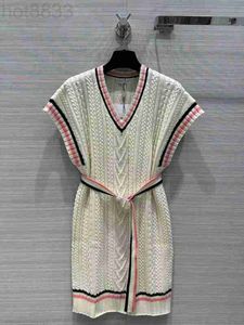 활주로 드레스 디자이너 2023 New Spring Summer v 넥 민소매 패션 밀라노 브랜드 같은 스타일 드레스 8mmr