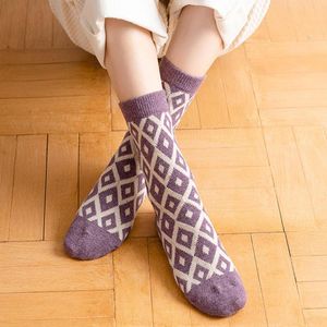Женские носки милая фиолетовая серия средняя трубка осень зимняя зимняя сгущенная бархатная шерсть в форме алмаза Happy Harajuku мягкая повседневная