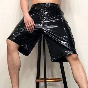 Мужские брюки Shinny кожа короткие сексуальные ночные костюмы DS Antibright Pu Prant Black Elasticty Slim Men Мотоциклевые шорты 230311