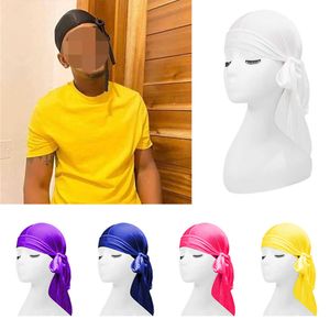 Ghetta per il collo con maschera per il viso di moda Il cappello da pirata per fascia in seta imitazione uomo e donna può essere personalizzato durag setoso