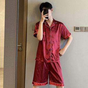 Mäns sömnkläder Summer Men Satin Silk Pyjamas Set Korean Style of T-shirt Shorts Man Pijama Sleepwear Leisure Plus Size Home Clothing 230311