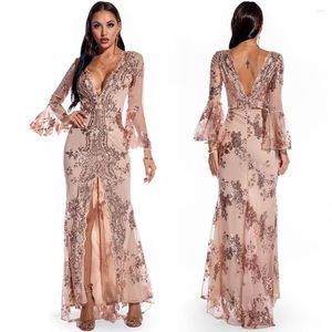 Casual Dresses Vintage V-ringen Öppen ryggsäck Höft Split Lace Mesh Embrodery Sequins Långärm för kvinnor Elegant Evening Party Wedding