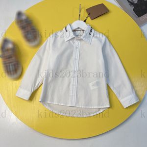 2023SS bbr 子供綿刺繍 tシャツ高級男の子服子供ハイエンドブラウス夏デザイナー tシャツラベルネックコットントップス環境に優しい印刷 tシャツ