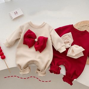 Rompers Autumn Toddler Boy Girl Long Sleeve Romper Född spädbarn Big Bow Pure Color Soft Jumpsuit Baby Cotton Outwear Onesie 230311